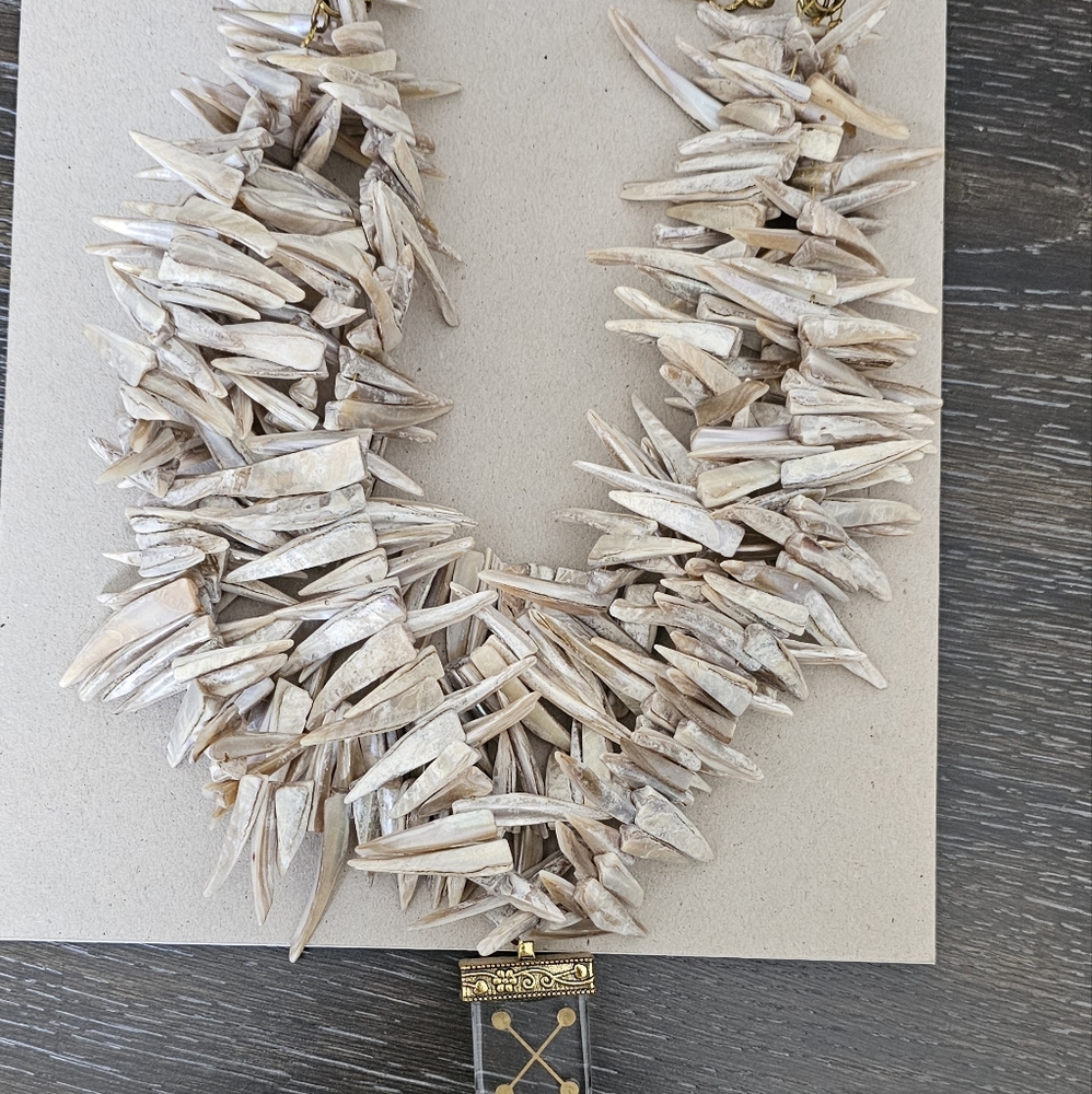 Vintage "Talulah" Bib Necklace Sassy Jones